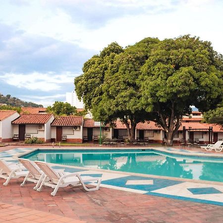 Hotel Faranda Bolivar Cucuta, A Member Of Radisson Individuals Экстерьер фото