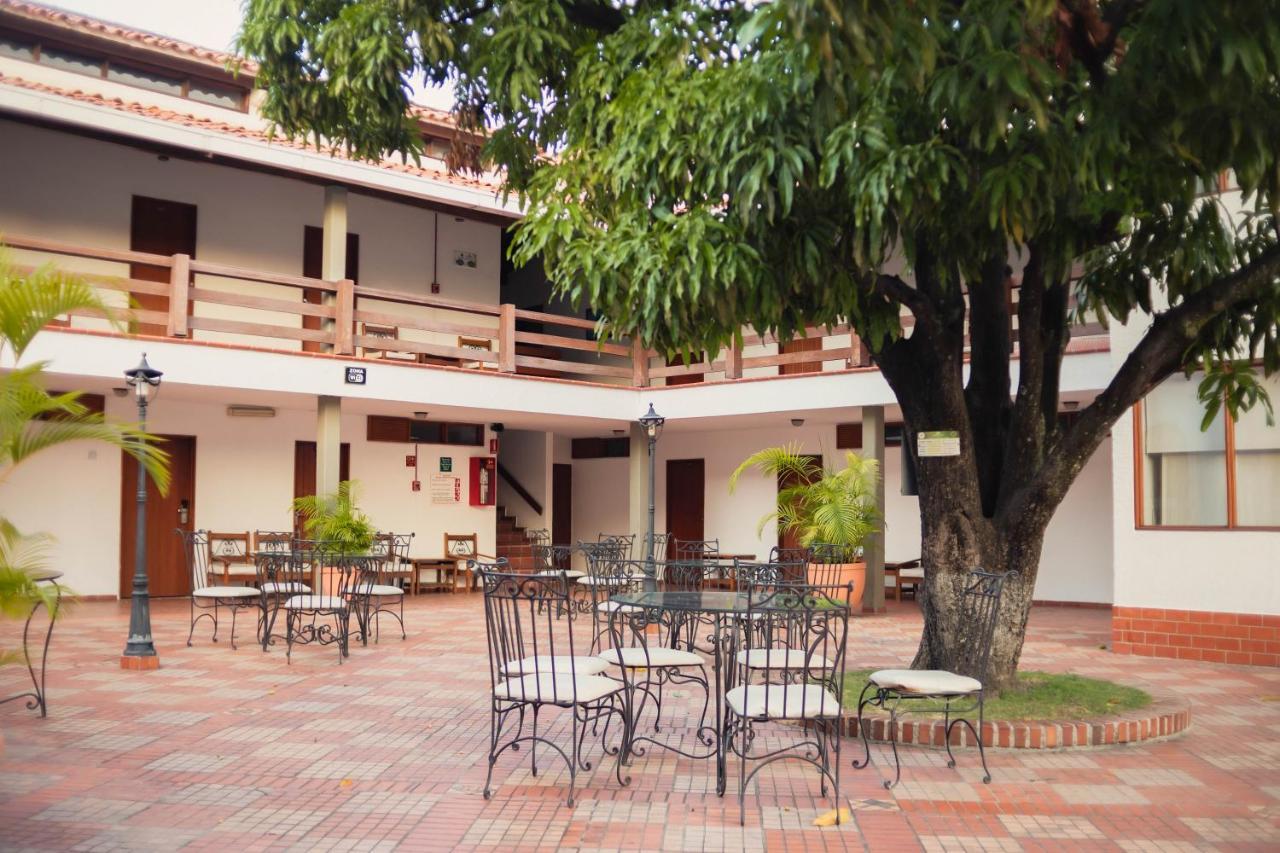 Hotel Faranda Bolivar Cucuta, A Member Of Radisson Individuals Экстерьер фото