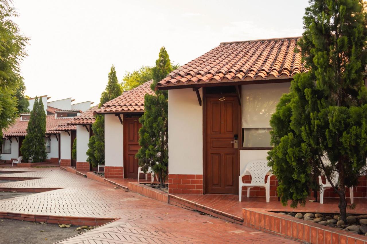 Hotel Faranda Bolivar Cucuta, A Member Of Radisson Individuals Экстерьер фото