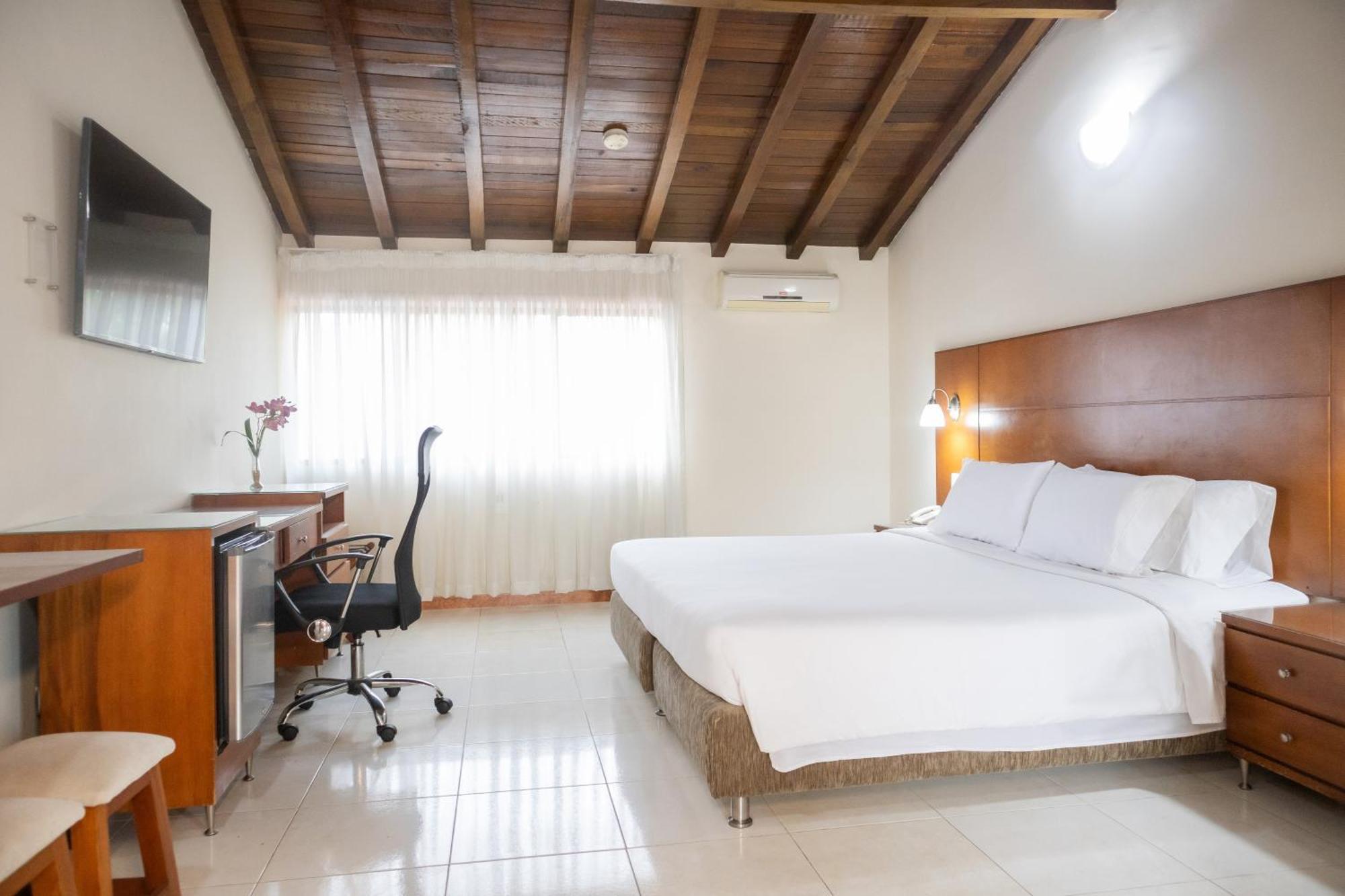 Hotel Faranda Bolivar Cucuta, A Member Of Radisson Individuals Экстерьер фото